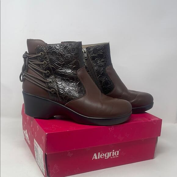 Alegria Stevee Cute Stuff Cocoa Ankle Boots - EU 39 US 9 - Picture 1 of 12